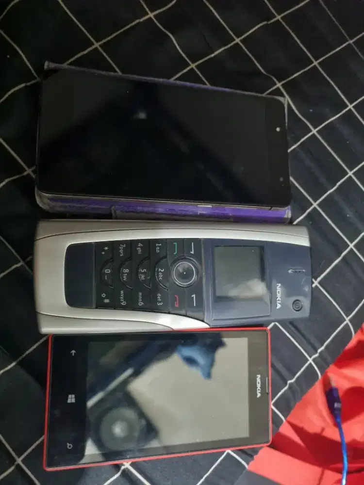 Borong hp jadul aman masih nyala