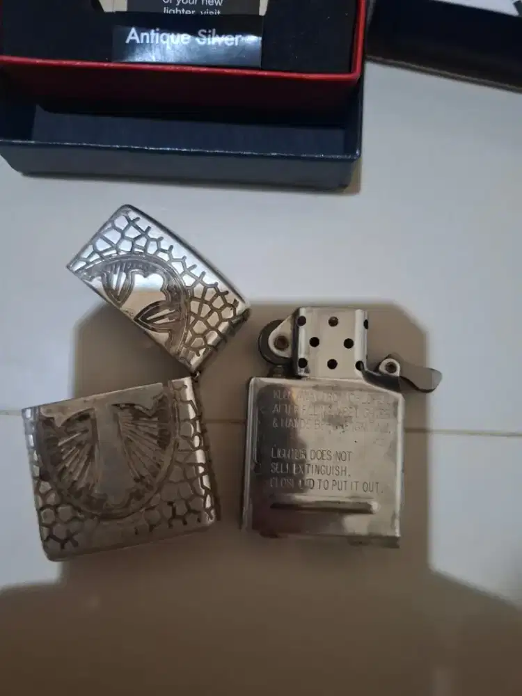 Zippo Armor Antique Silver St. Christopher (Model 49160)