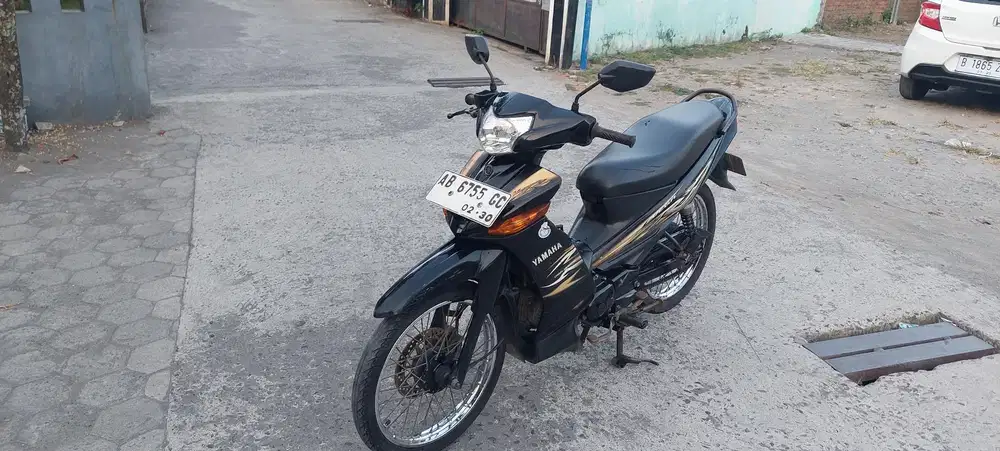 Yamaha Vega ZR mulus orisinil
