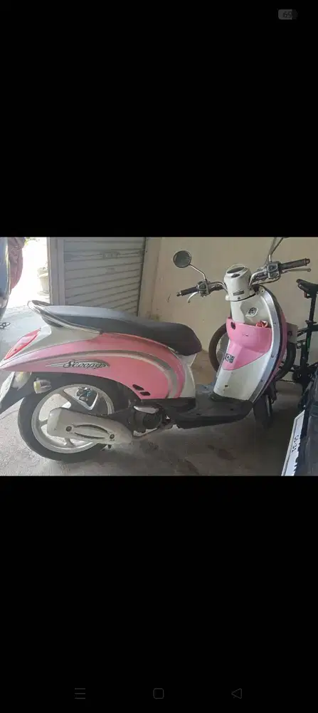 Jual Scoopy Pink Putih