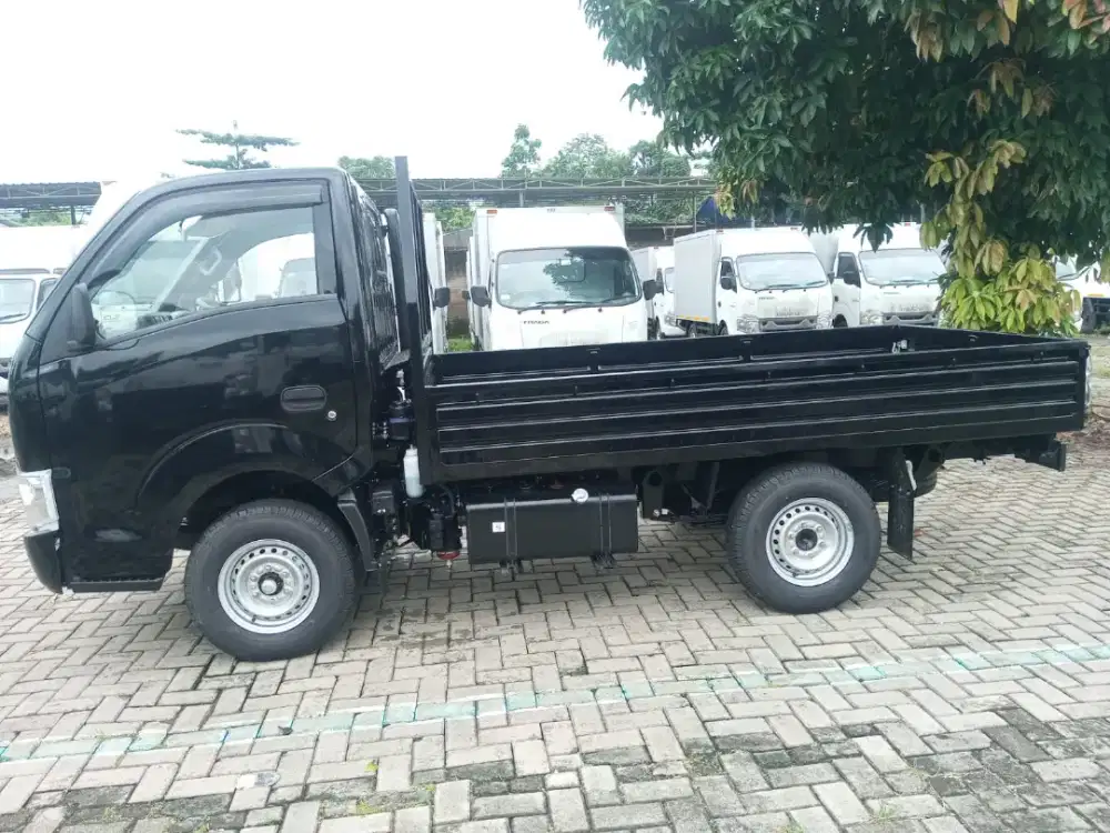 Traga Bak Besi Hitam.