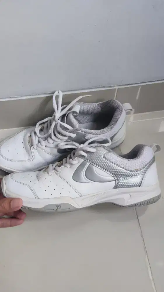 Flypower Pawon 07 White silver Size 43