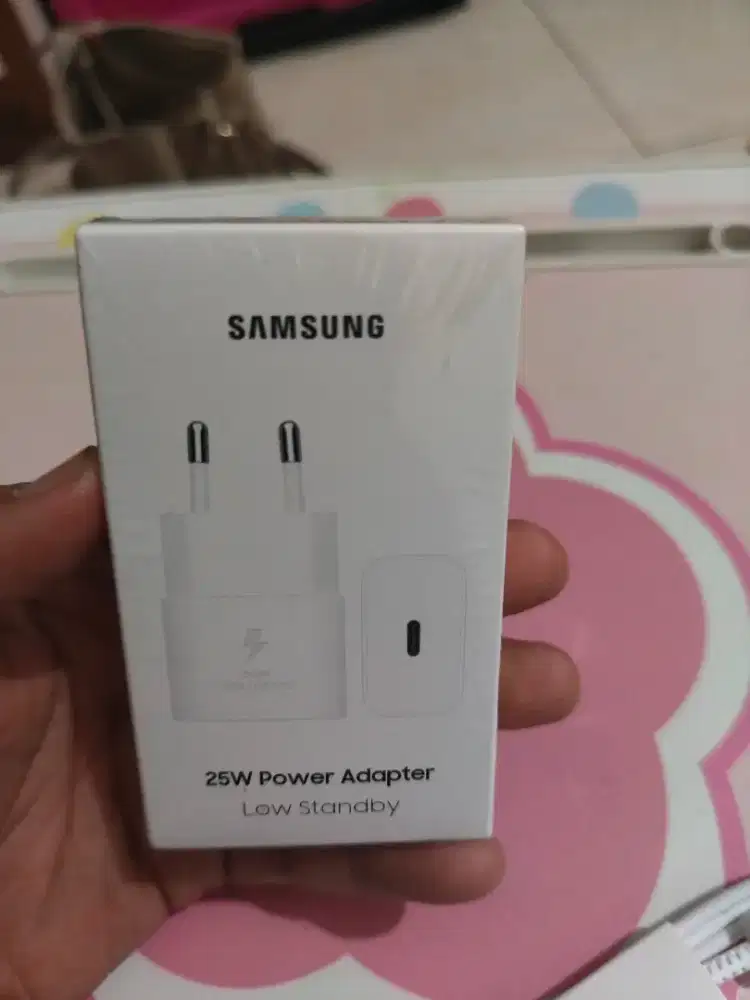 Charger dan Kabel Data Ori Galaxy A56