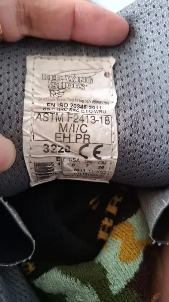 Sepatu safety redwing 3228