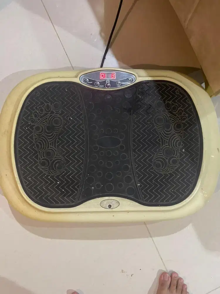LEXPA Vibration Plate – Alat Fitness Getar Barang Second
