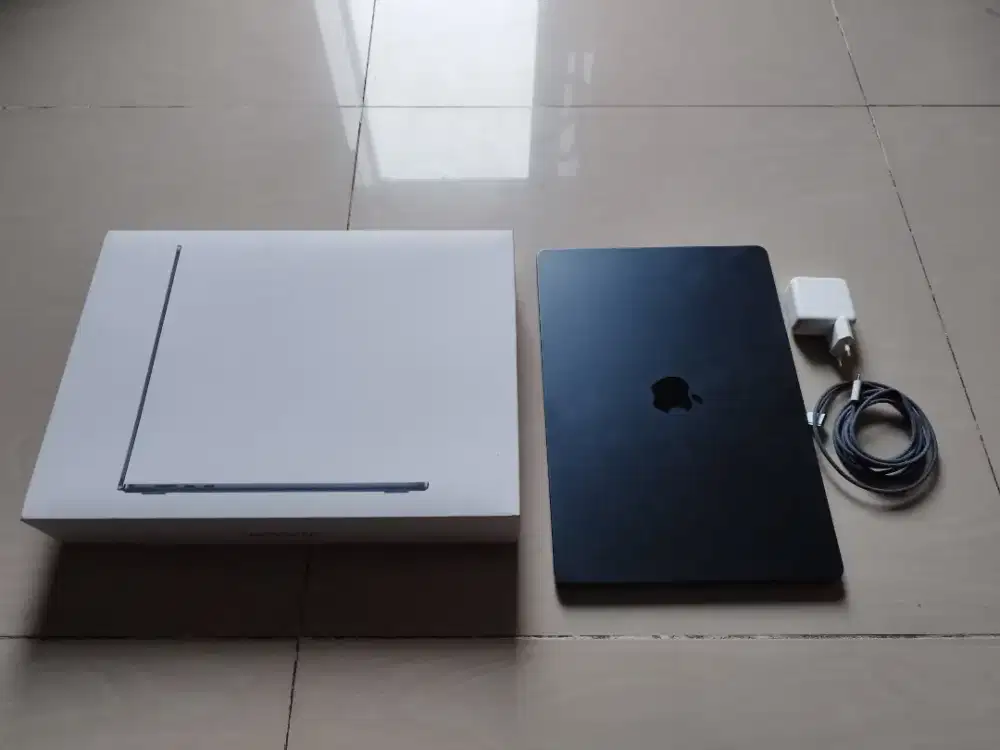 MACBOOK AIR M3 2024 15 INCH 8/256 BLUE