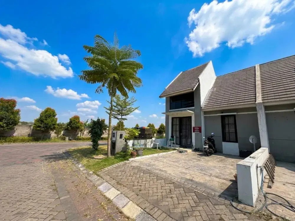 RUMAH MINIMALIS DI KAWASAN PERUMAHAN