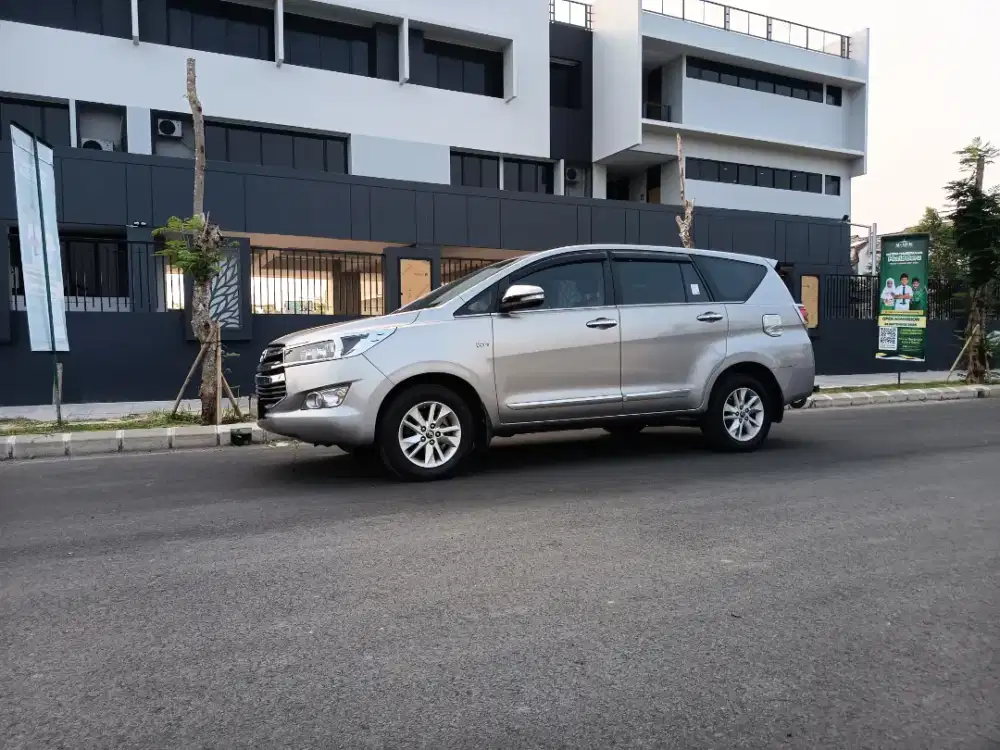 Innova Reborn Th 2017 Tangan pertama jarang dipakai