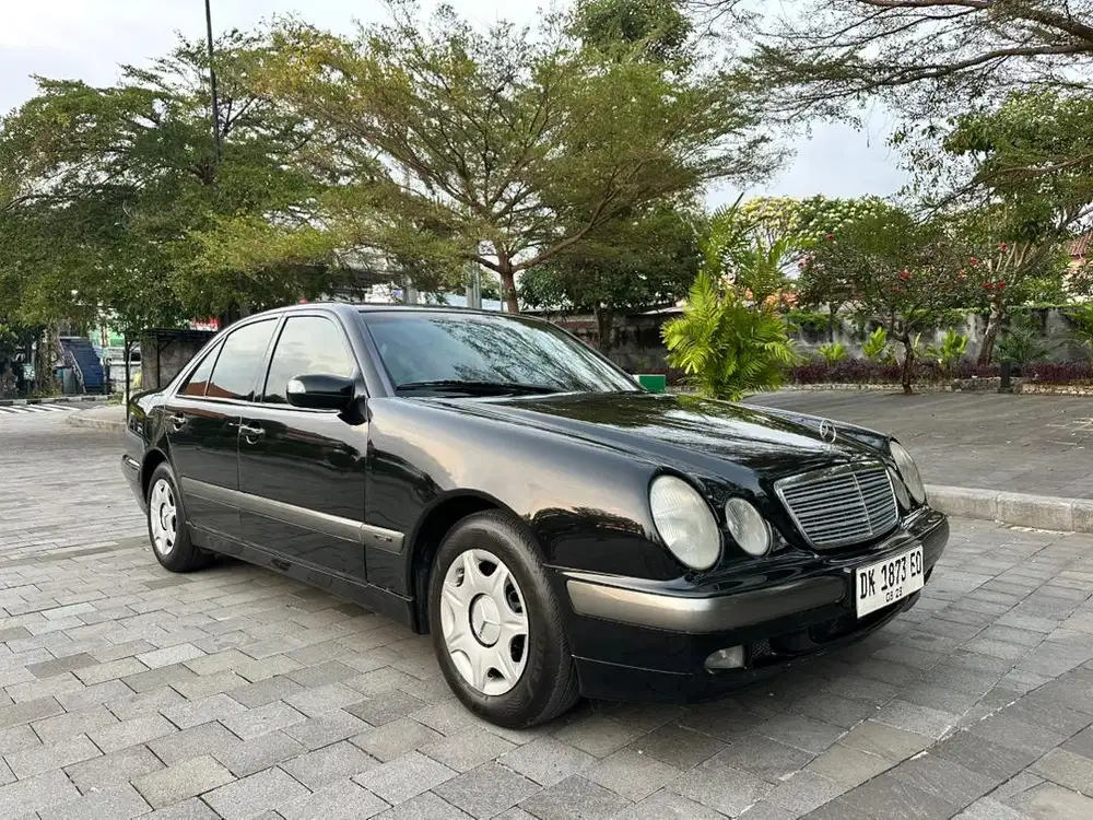Mercedes Benz W210 E240 MT V6 facelift