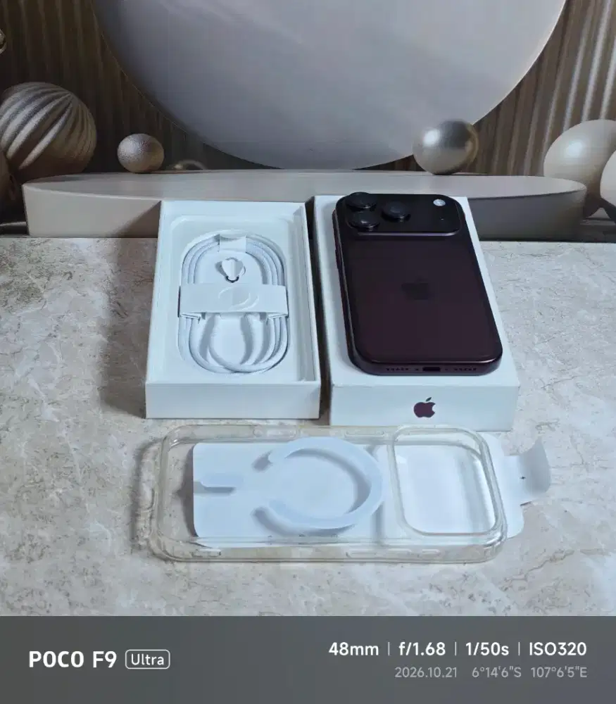 Iphone 18 pro 256gb garansi ibox burgundy
