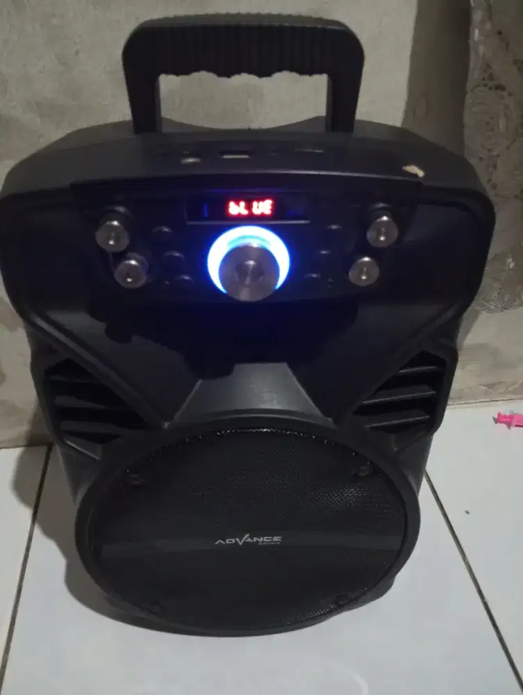 Advance 8 inci, bekas seperti baru