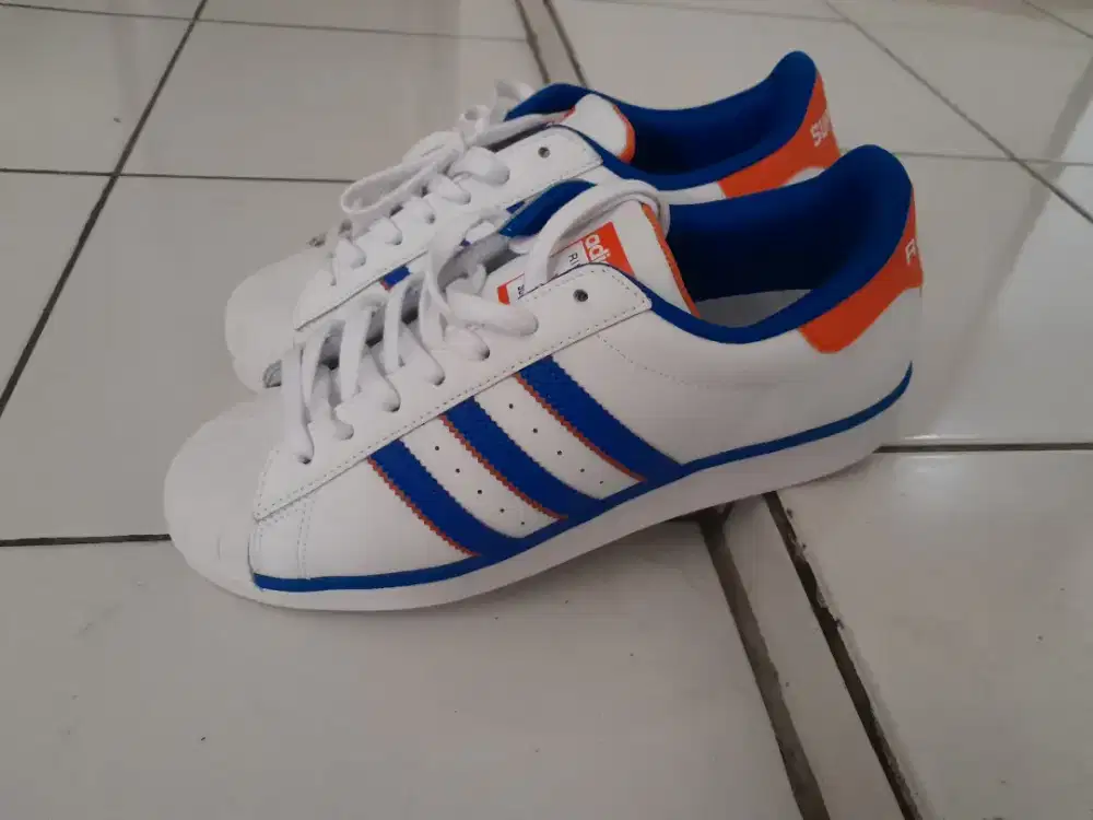 Adidas Superstar Size 43 (bekas)
