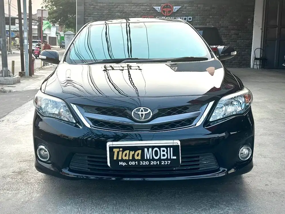 Toyota Corolla Altis 2.0 V Automatic Pemakaian Th 2013