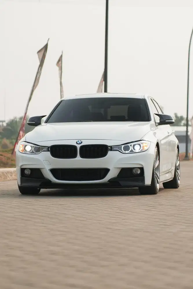 BMW 328i Sport 2014 F30