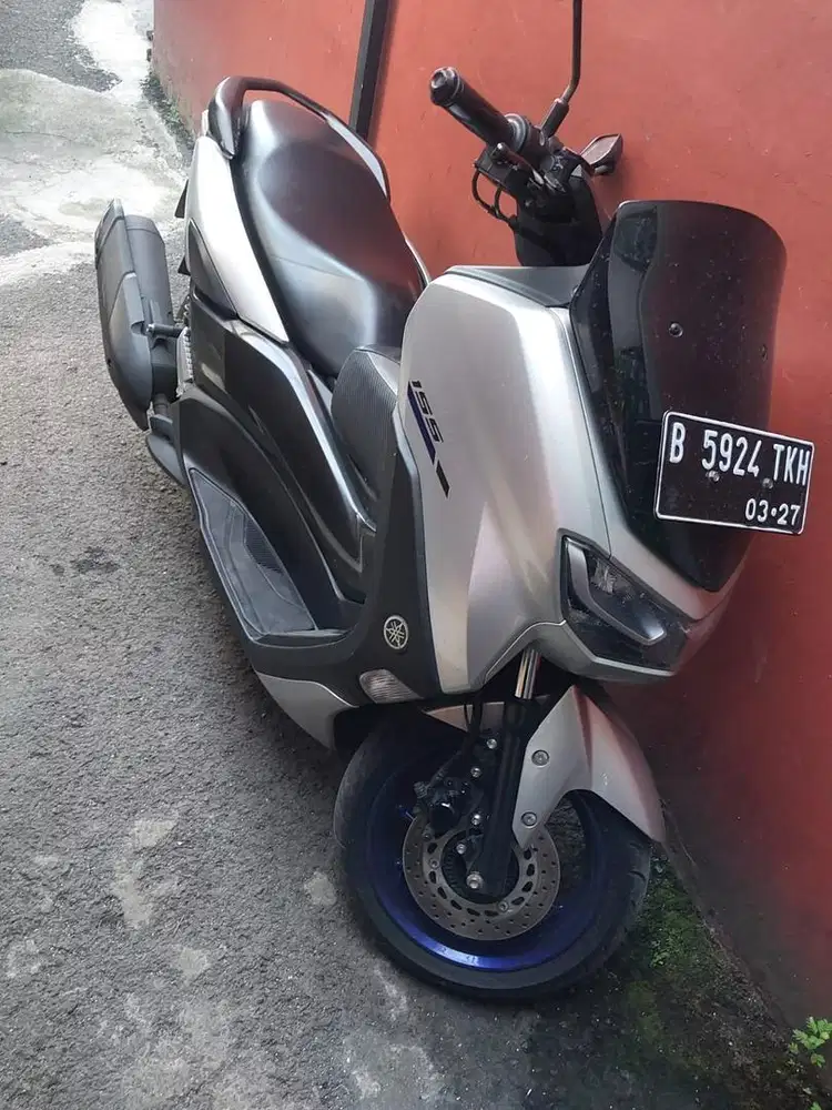 Nmax 2022 (custom colour)