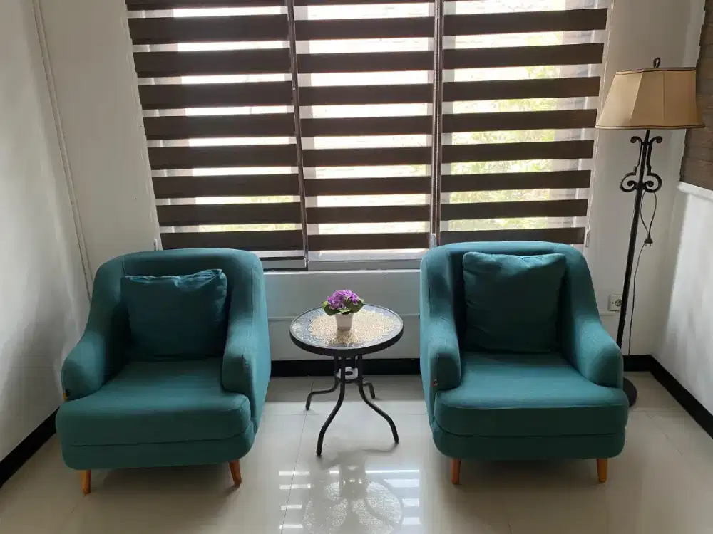 Sofa Minimalis Modern 2 Seater + Meja Kopi Kaca Vintage - Eks Kantor