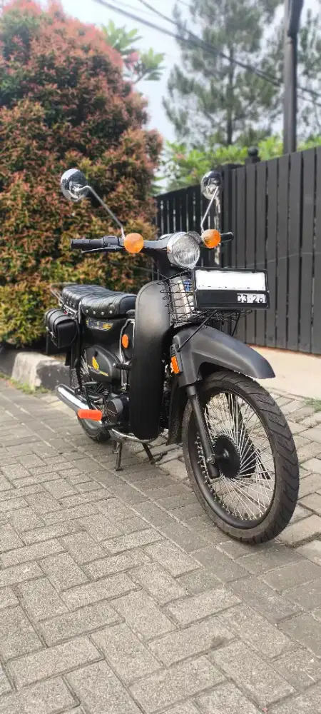 Honda C70 Basic Grand - Pajak Hidup, Siap Touring, Siap dipajang