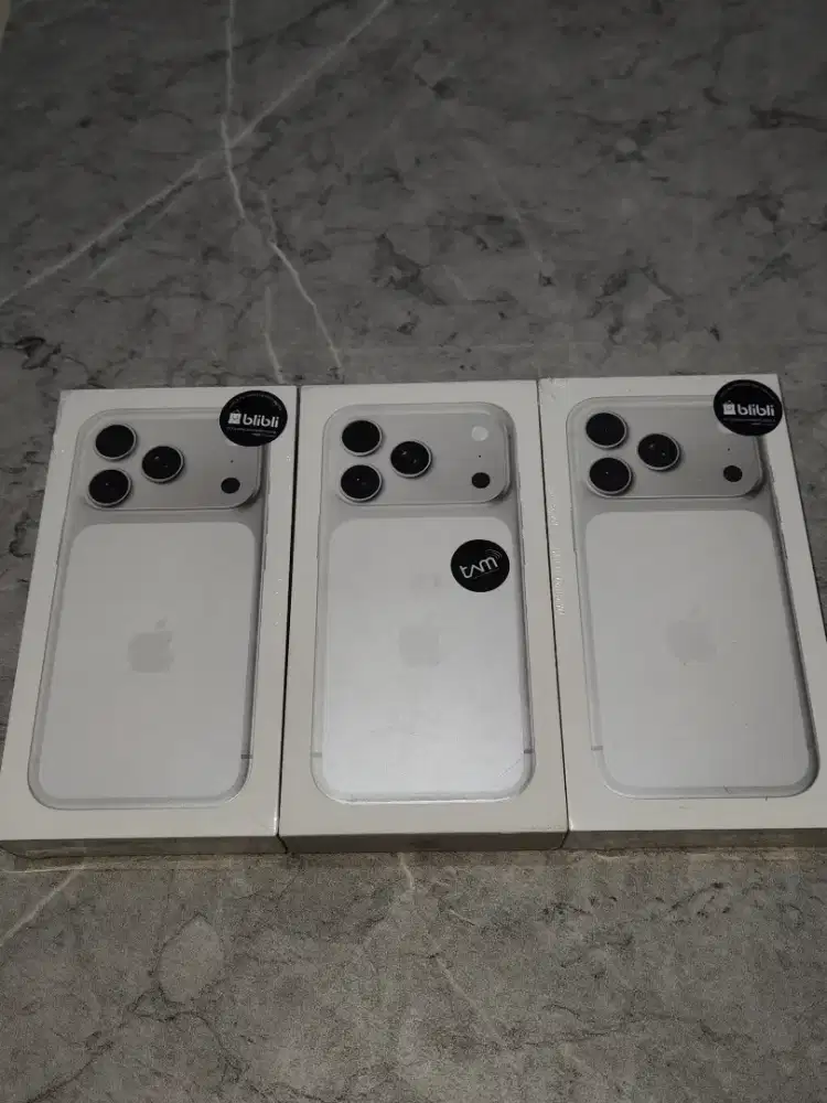 NEW IPHONE 17 PRO 256 GB SILVER RESMI IBOX SEGEL BNIB
