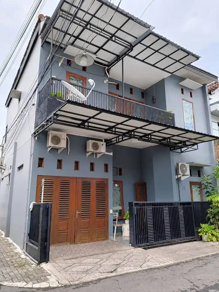 Dijual rumah di Perumahan Bumi Mas I Kota Madiun