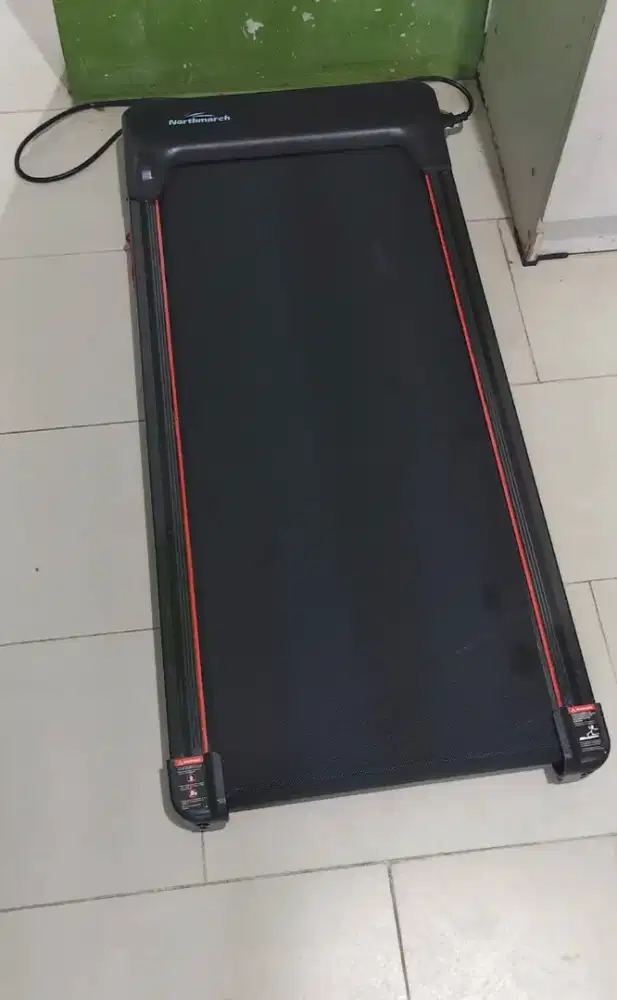 Treadmill like new + bonus