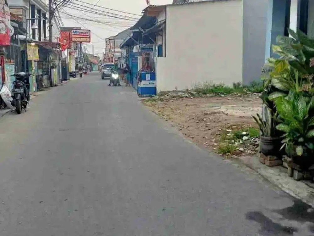 Tanah pinggir jalan masjid Lio Depok