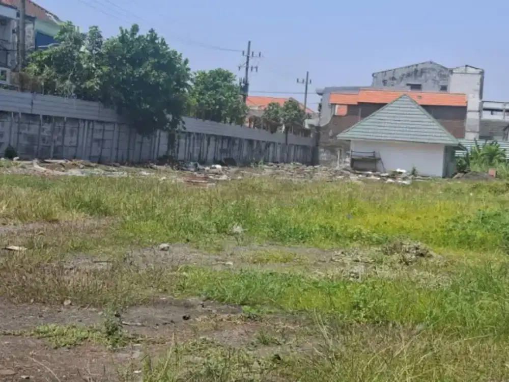 TANAH & BANGUNAN KENJERAN DISEWAKAN LUAS BESAR MURAH