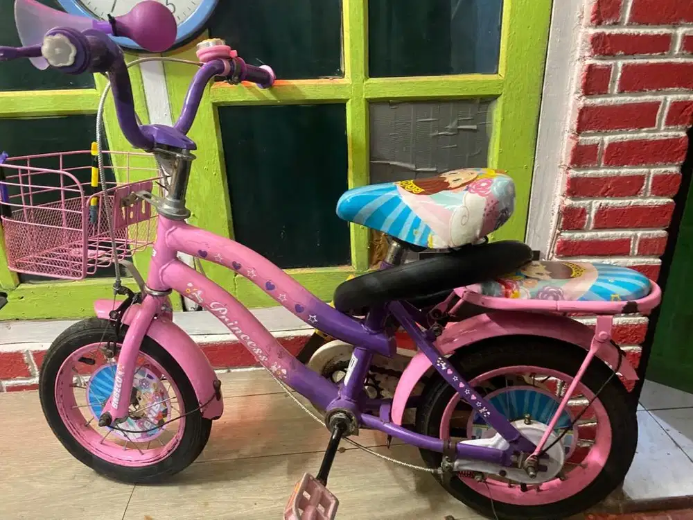 Sepeda anak ukuran 12