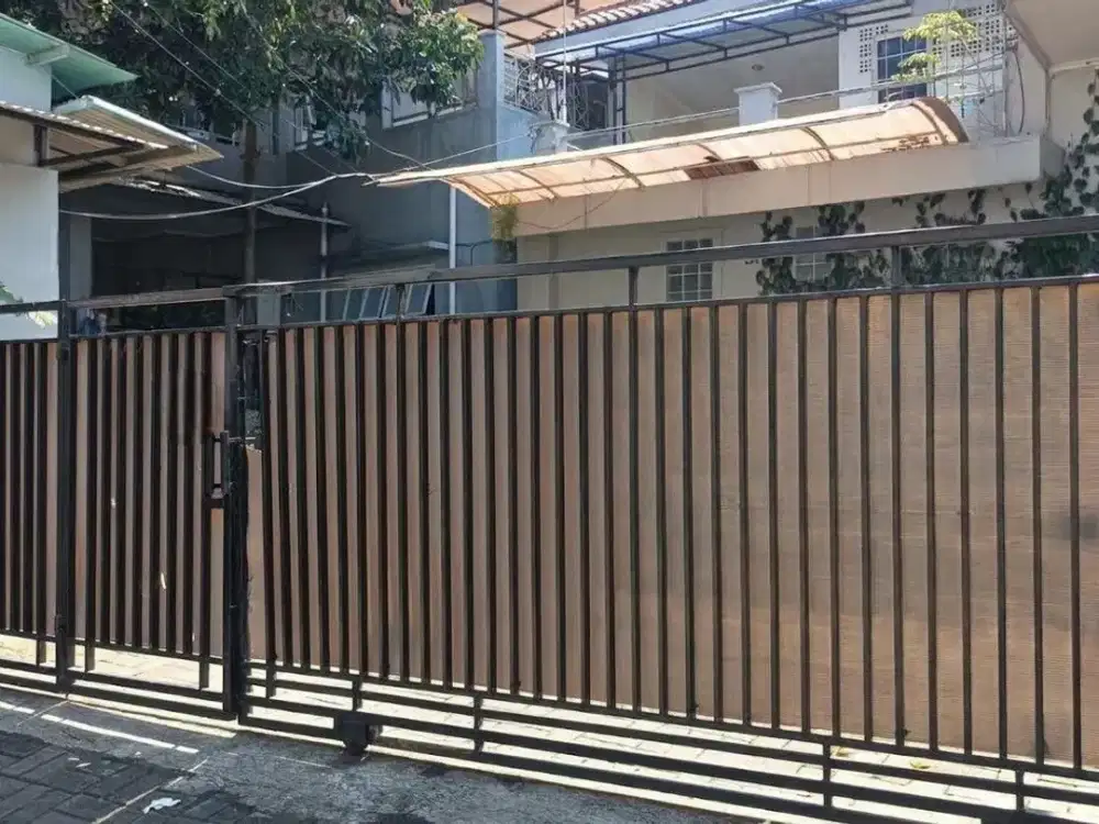 Rumah 2Lt Di Komplek DPR-RI Meruya Selatan Kembangan