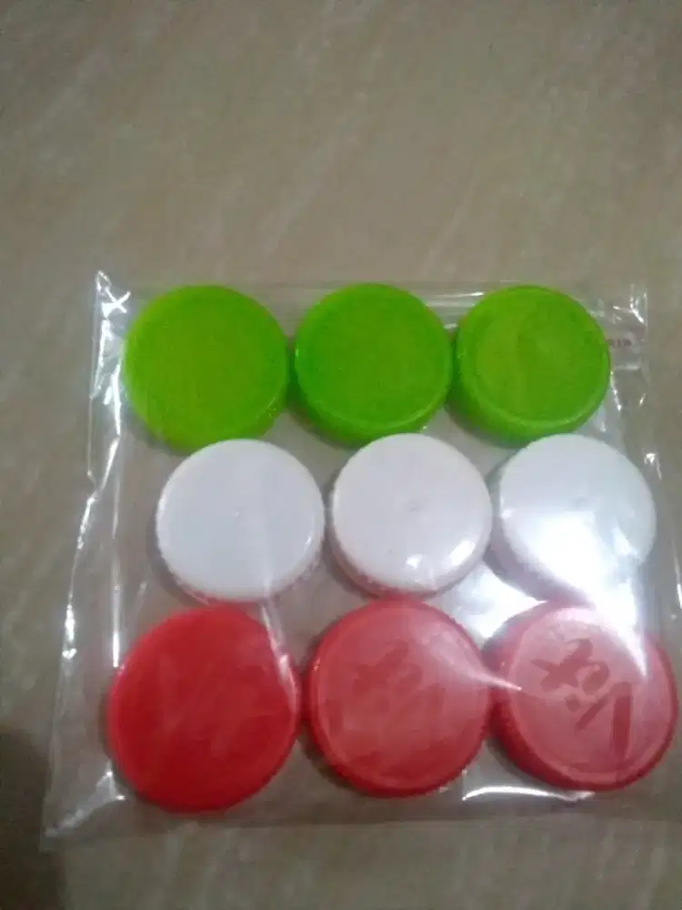 Tutup botol untuk prakarya