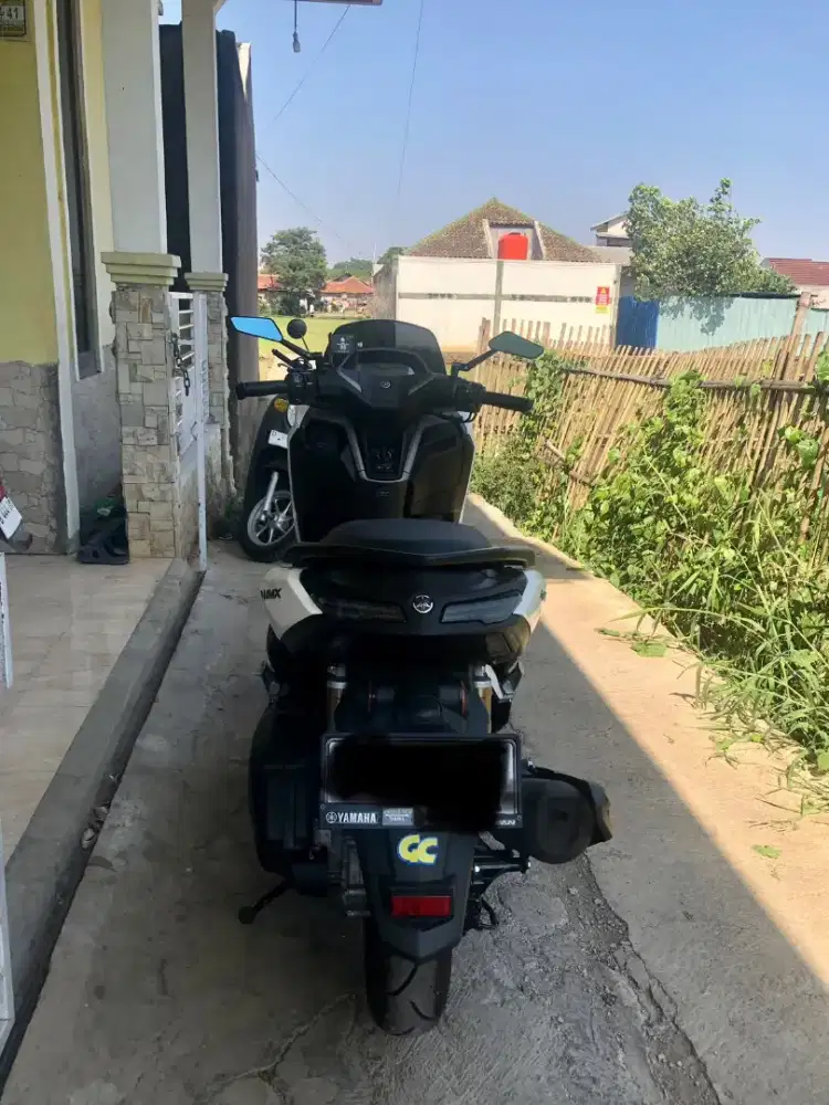 Nmax neo s 2026 putih seperti baru