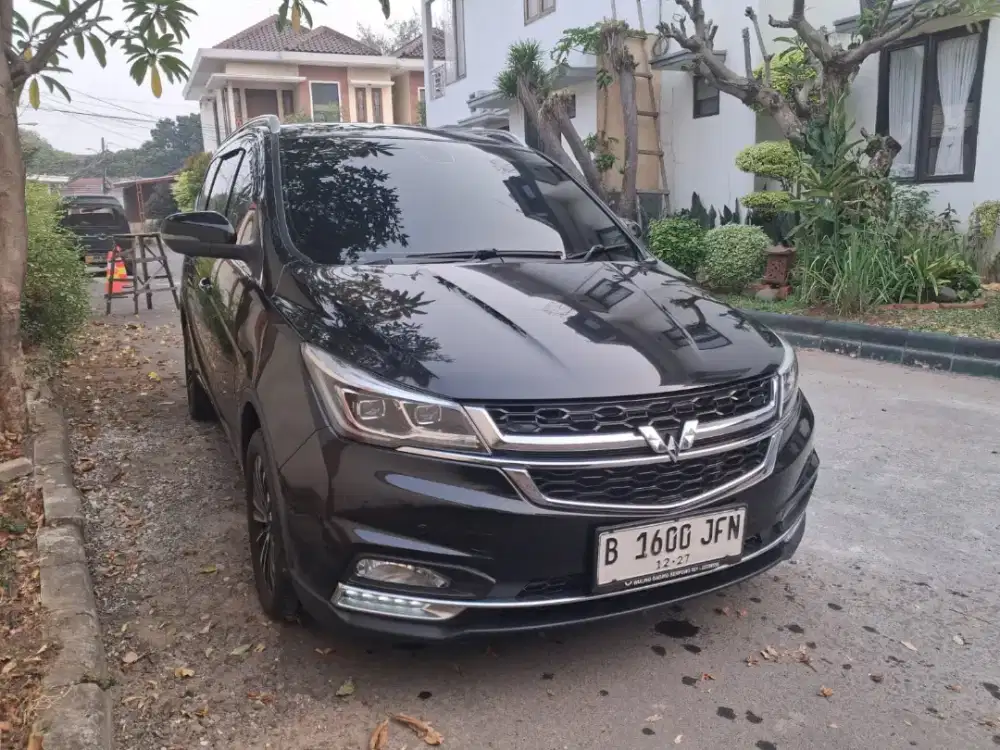 Wuling Cortez EX Capt Seat 2022