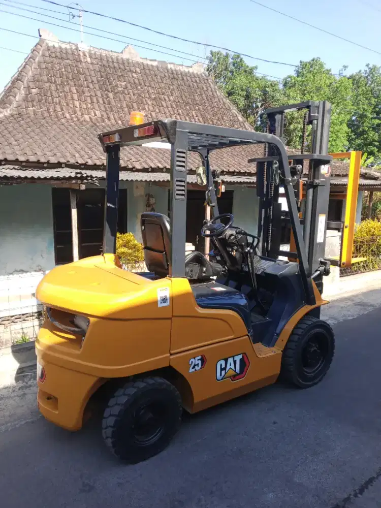 Forklift 2,5 Ton CAT 2021