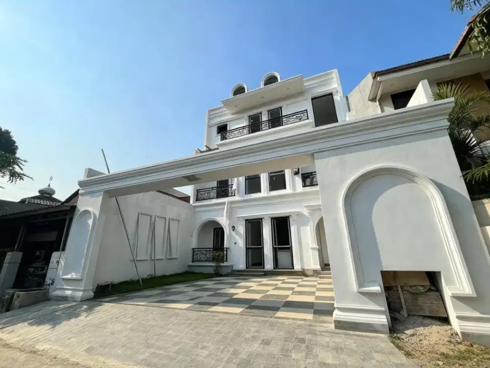 Brand new house on progress at Tebet