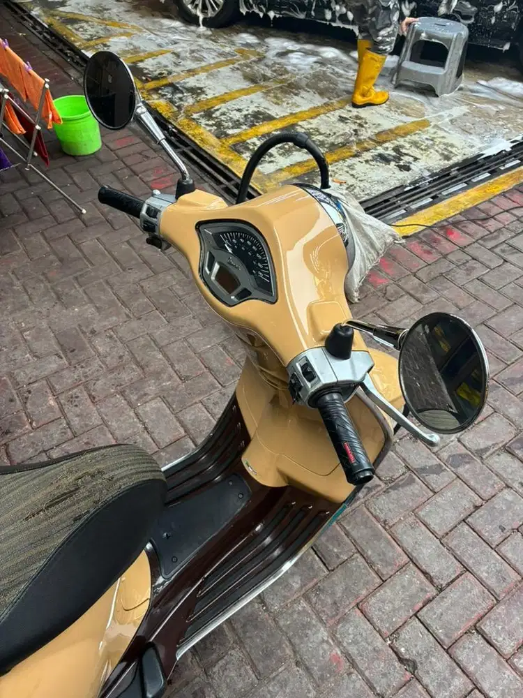 Vespa Primavera 3Vie 150 2015