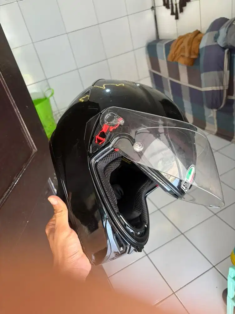 Dijual Helm agv k3 sv