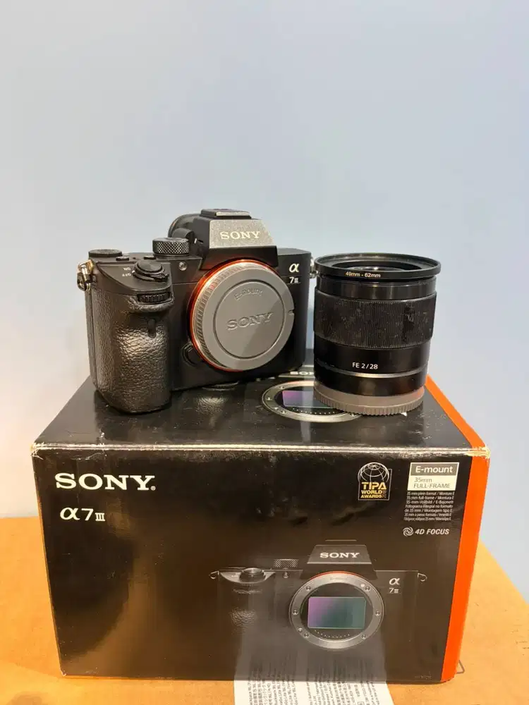 SONY A7III Bonus Lensa 28mm F2 JUAL CEPAT