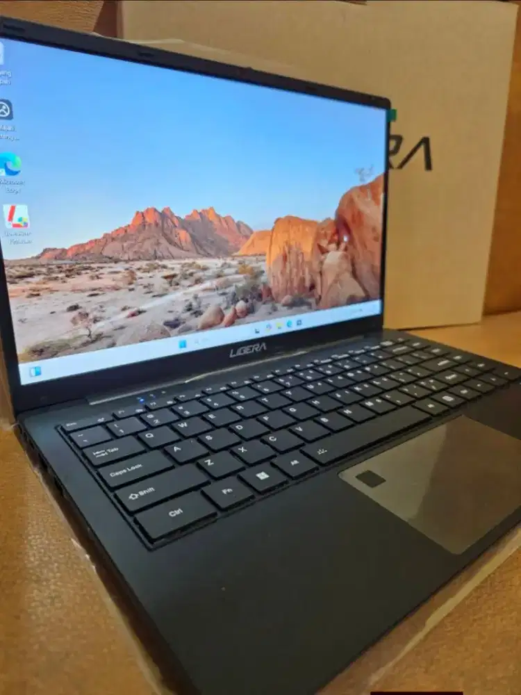 Laptop Core I7 Gen 13 Ram 8/512GB Kondisi Muluss Siap Pakai
