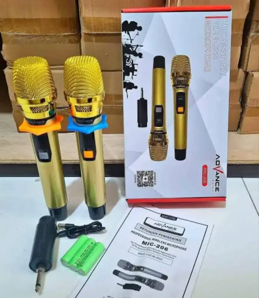 Mik advance werles isi 2 batre bisa dices suara jernih