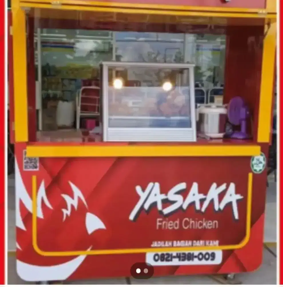 Gerobak fried chicken kondisi bagus hnya sticker depan lepas dikit