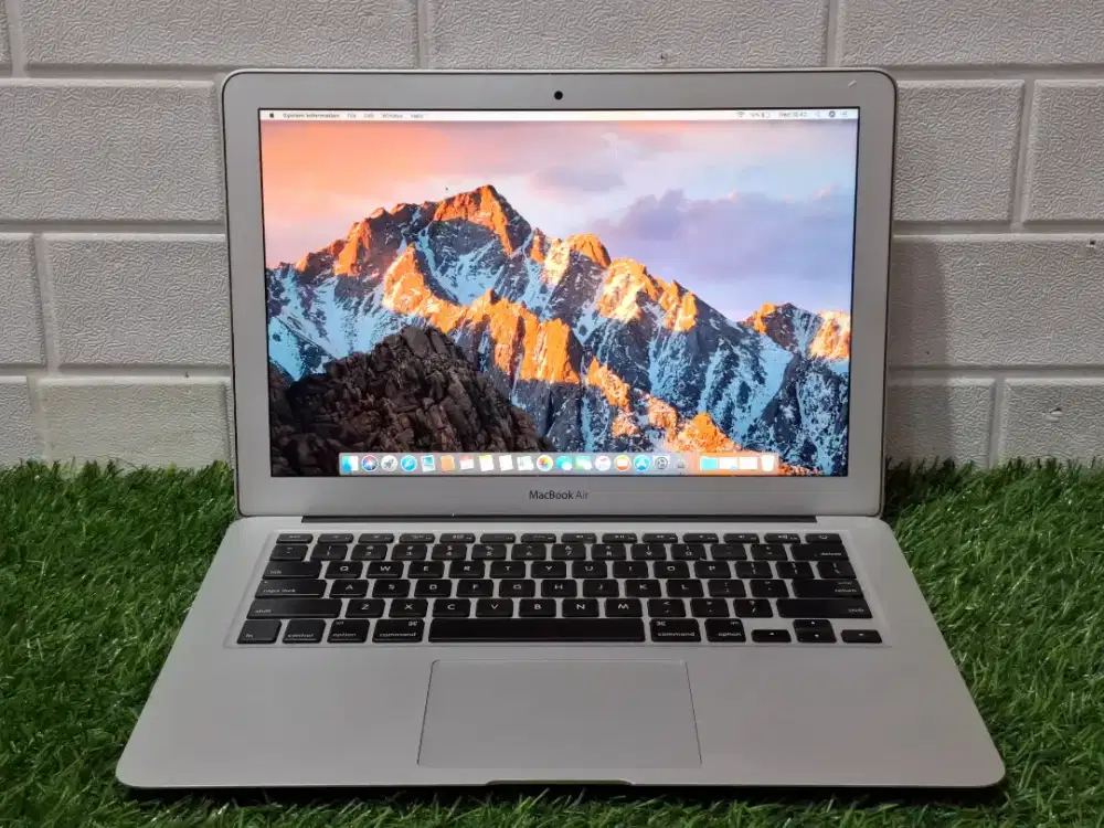 Macbook air 2012 (13 inch, mid 2015)