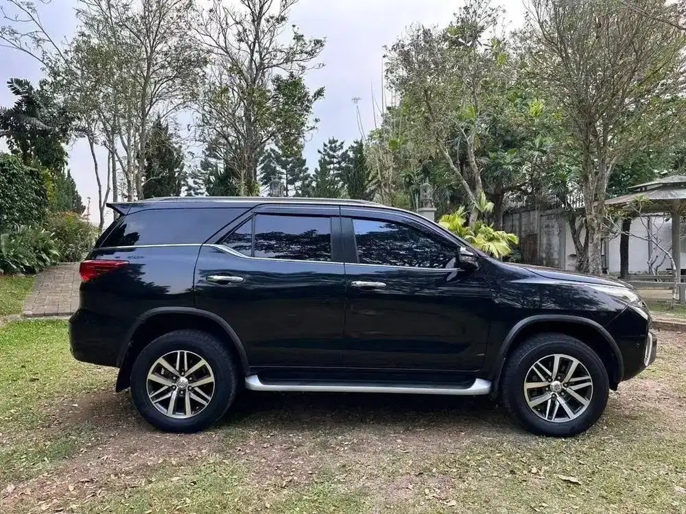 toyota fortuner (2017)