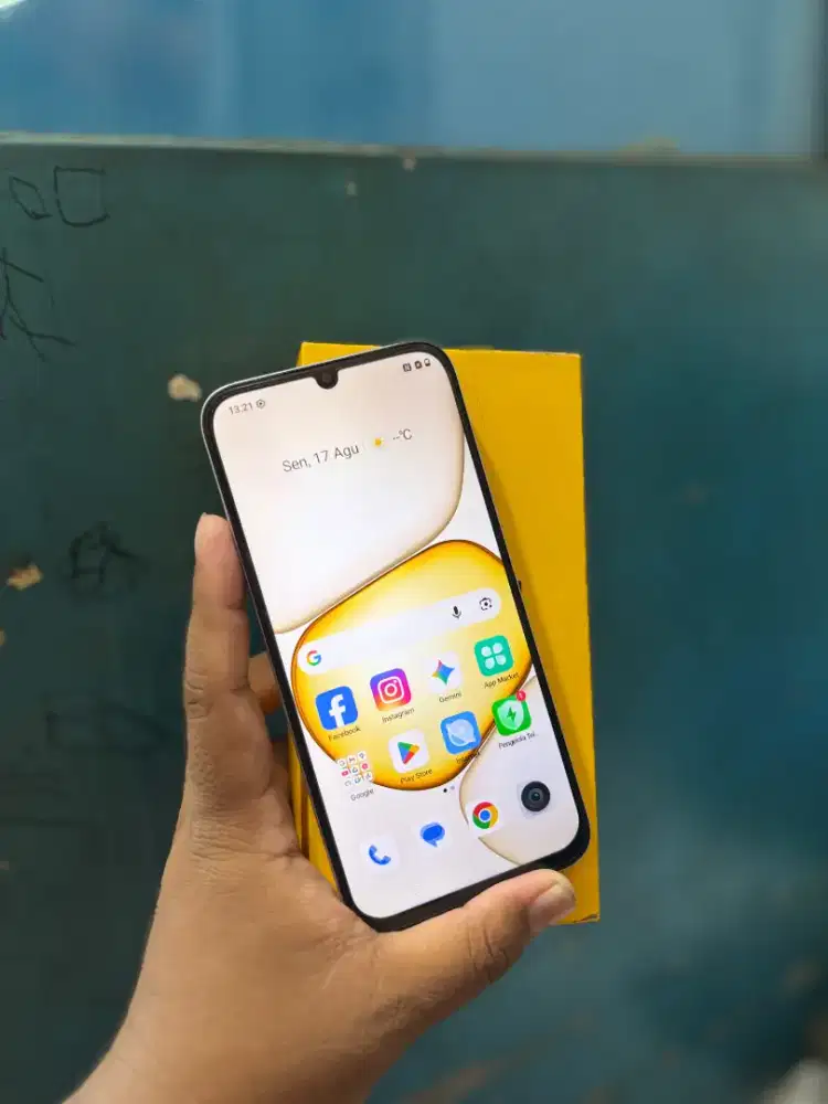 Realme p4 lite 4g 4/256 Lengkap