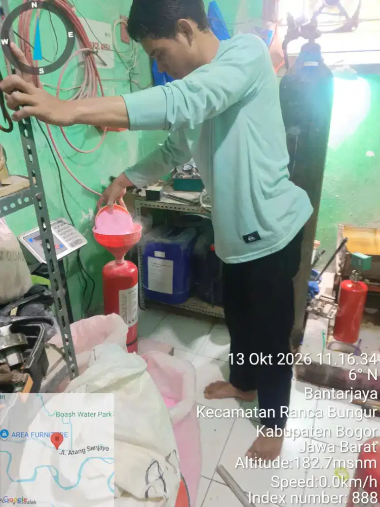 Isi ulang Tabung pemadam atau apar