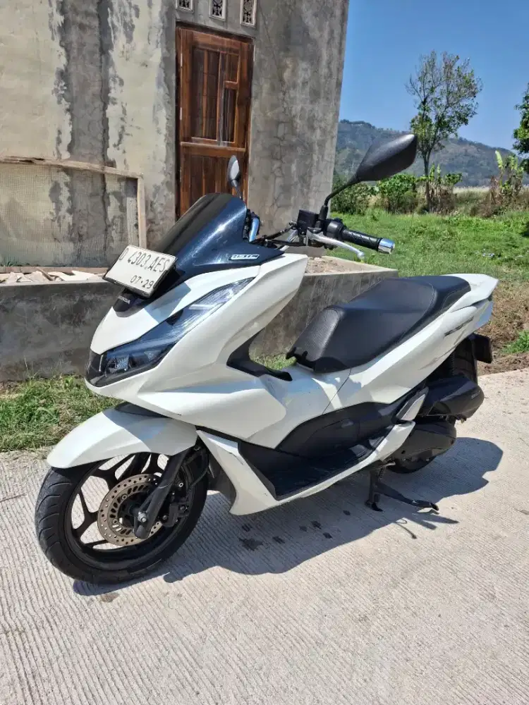 PCX CBS 2024 Putih