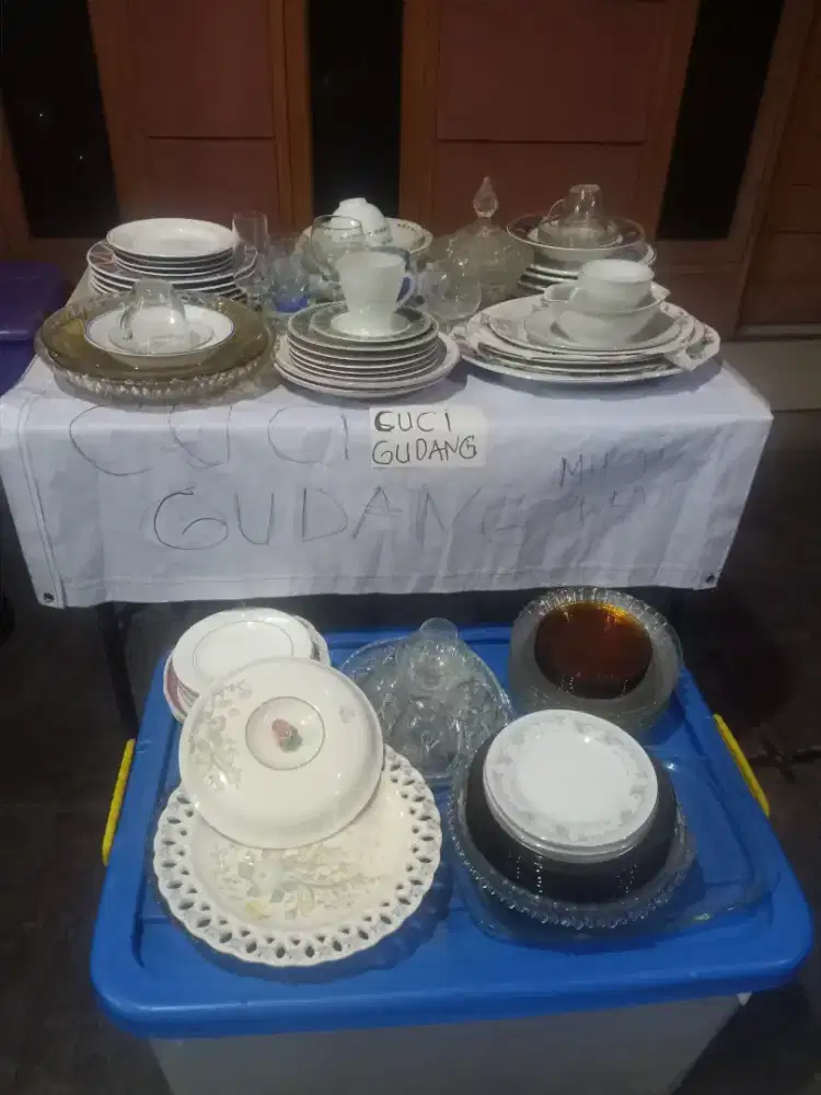 Garage Sale pecah belah víntage