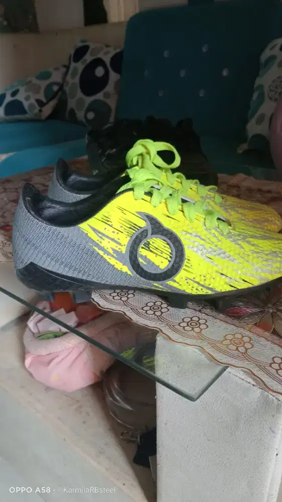 Sepatu olahraga 2 pcs