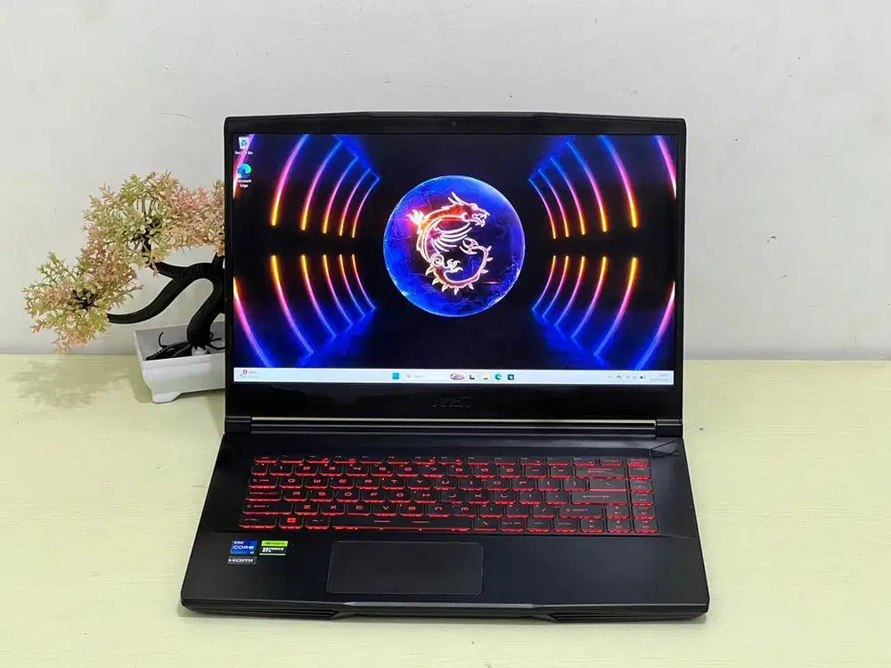 MSI Thin GF63 i7-12650H RTX 3050 RAM 8 SSD 512 Mulus No Minus