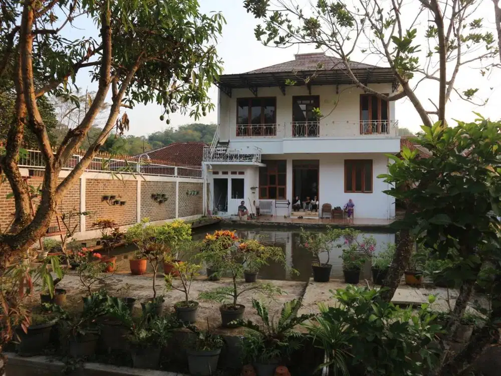 Dijual Rumah dengan Pemandangan Asri & Hijau Sumedang (Full Furniture)
