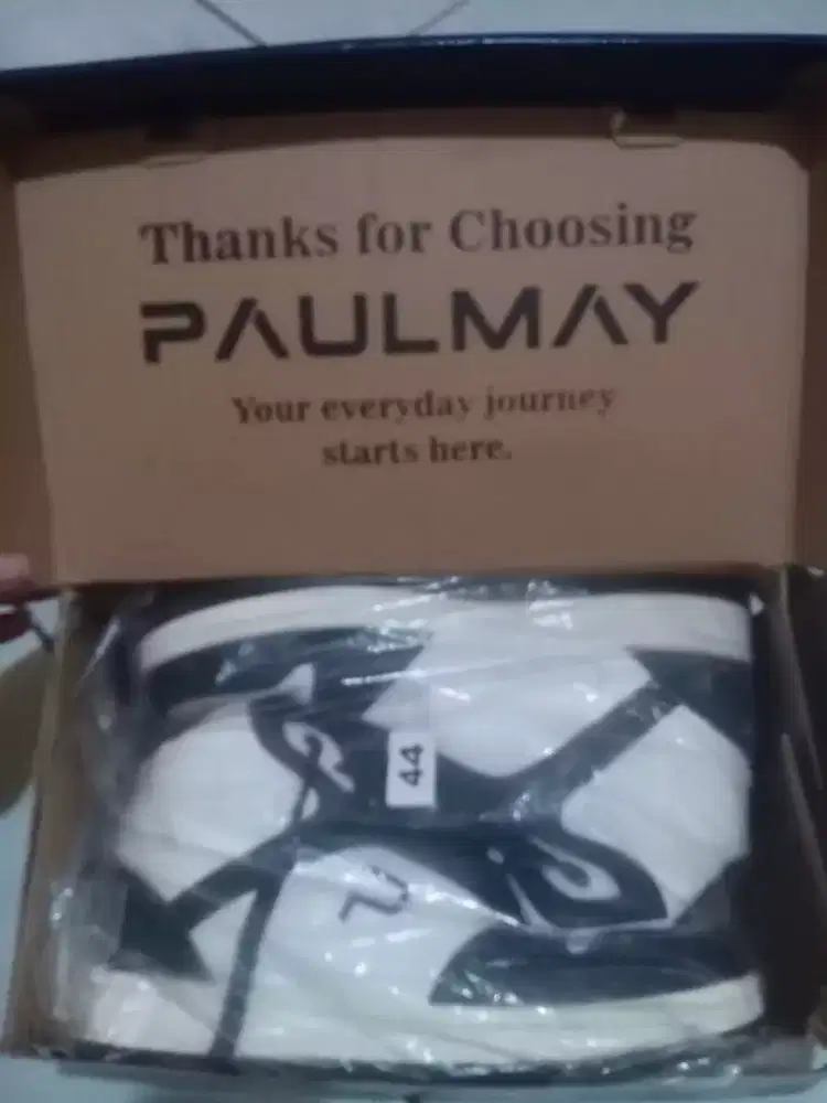 Sepatu merk PAULMAY