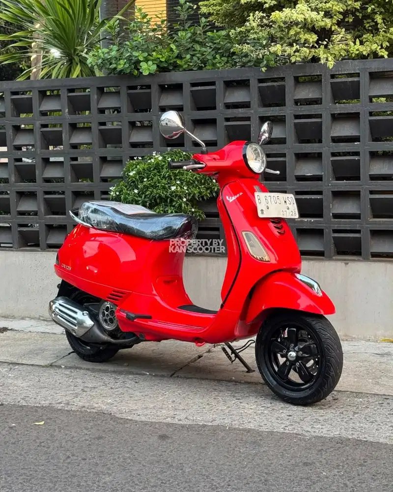VESPA LX 125 iGET 2018 TERMURAH